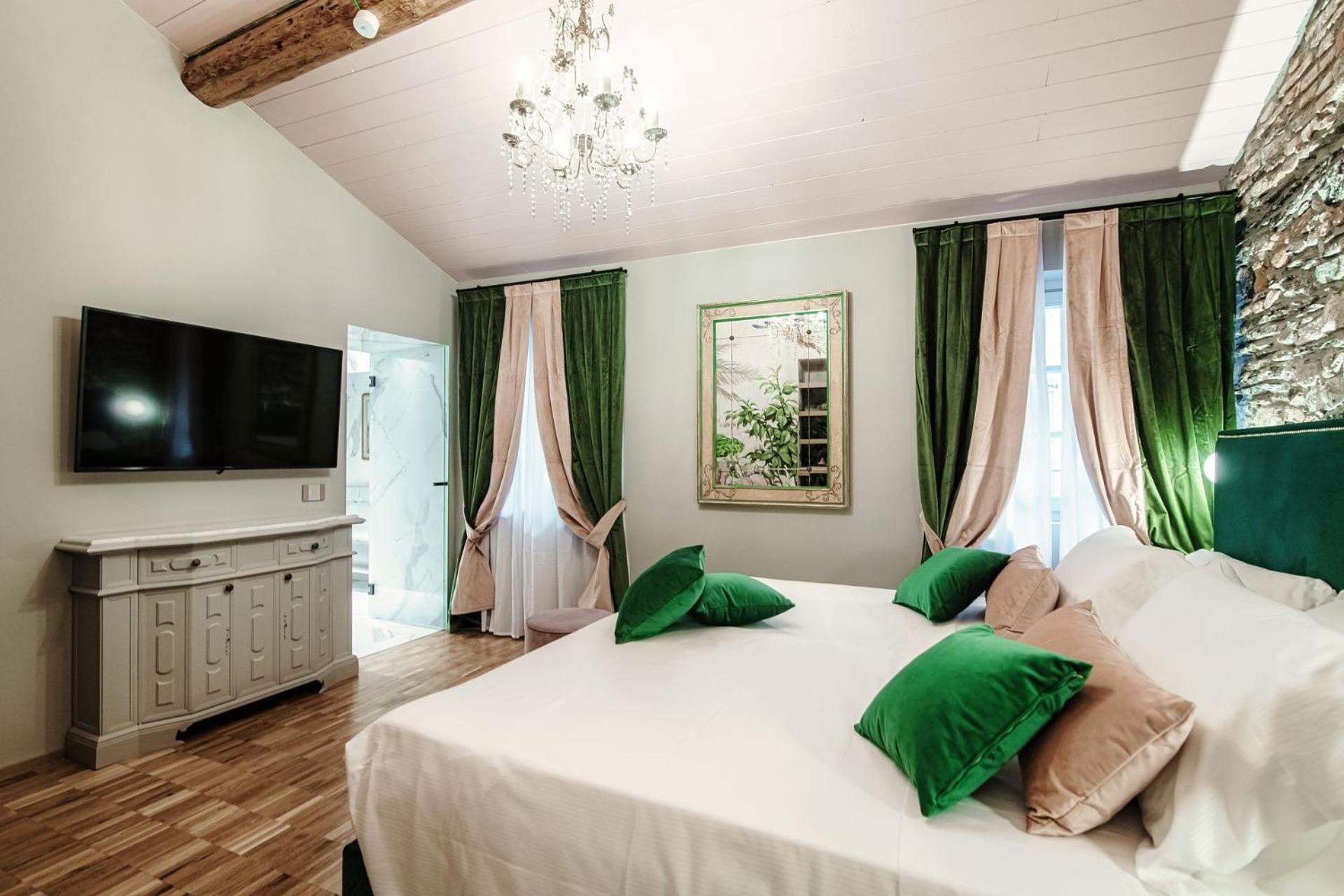 Aurum - Como Luxury Suites Стая снимка